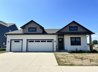 1464 4th St NE, Byron, MN 55920