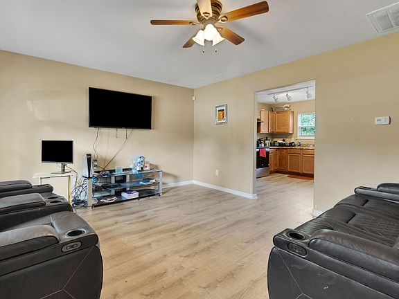 4th image of 4100 Davis Ridge Ct
