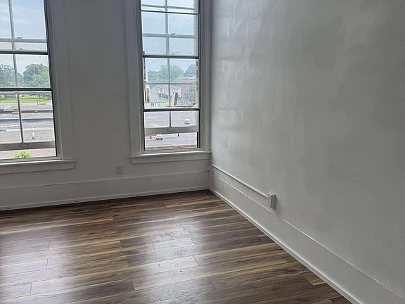 2nd image of 127-2 Central Ave #127-2