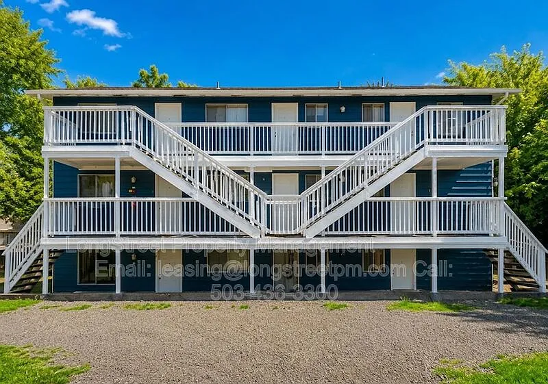 1250 SW E Ave #2