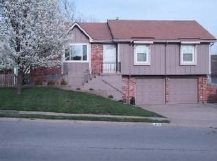 303 N Huntsman Blvd, Raymore, MO 64083