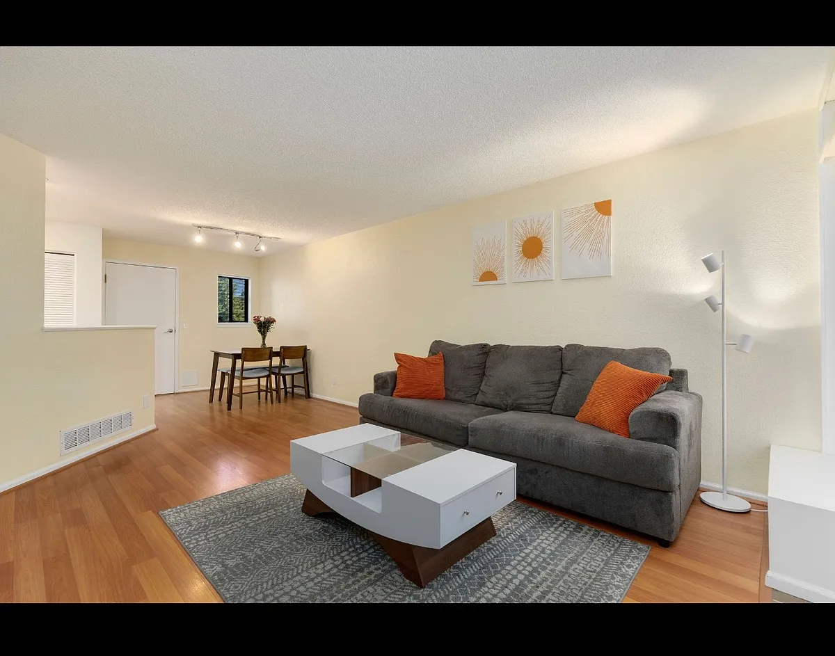 Building Photo - 2 Acoma St #11