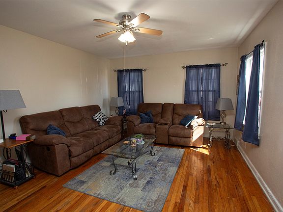 2nd image of 205 W Washington St