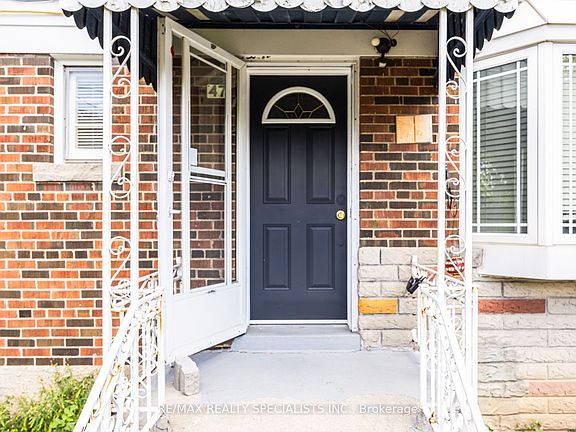 3rd image of 47 Singleton Rd