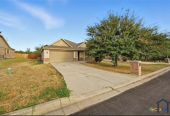 2nd image of 728 Olaf Dr