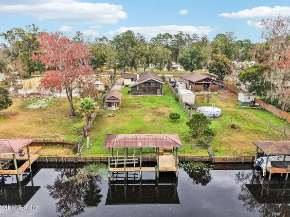 2232 W HIDDEN WATERS Drive, Green Cove Springs, FL 32043