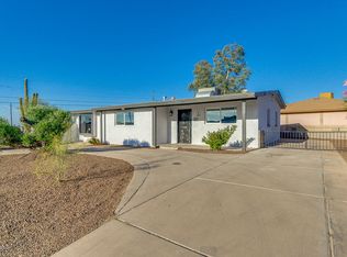 418 W Paseo Way, Phoenix, AZ 85041