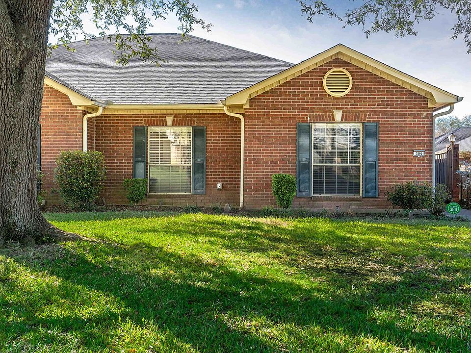 1st image of 306 Hampton Ct