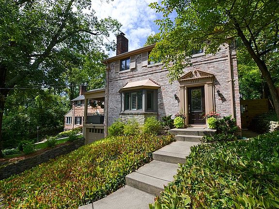 2nd image of 3525 Heekin Ave