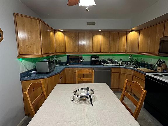 5th image of 94 Braithwaite Ln