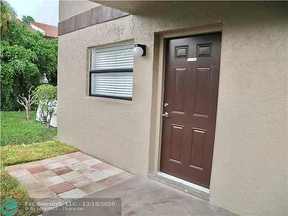 3rd image of 10585 Royal Palm Blvd #10585