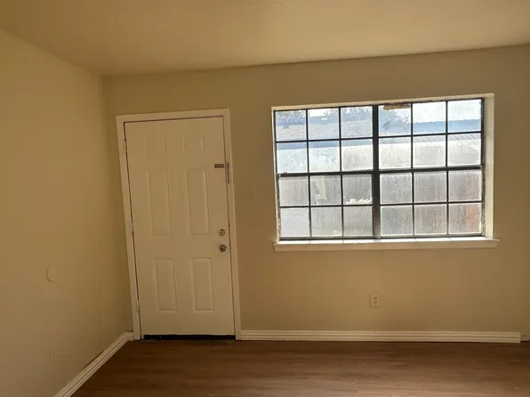 612 W Avenue G, Garland, TX 75040