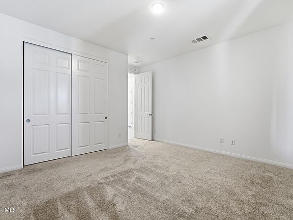 4th image of 43869 Hampton St