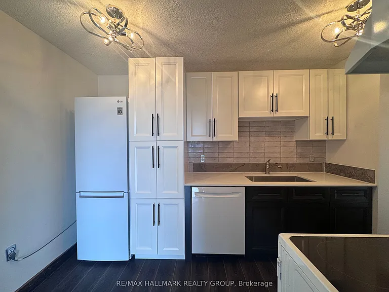 2400 Virginia Dr #510 — Photo 7