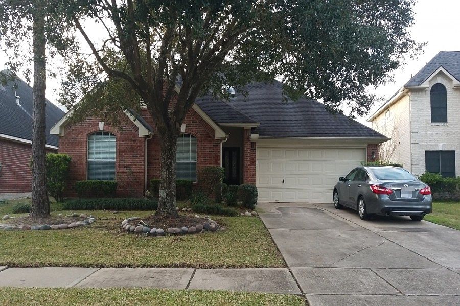 1st image of 3506 Englewood Dr