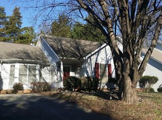 3709 Rosedown Dr, Matthews, NC 28105