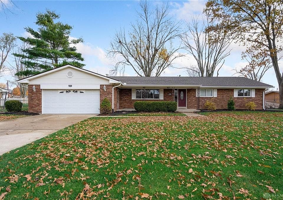 1st image of 2340 Banyon Dr