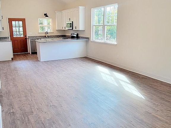 2nd image of 4020 Teakwood Dr