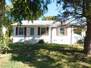 321 Lancashire Rd, Saint Louis, MO 63137