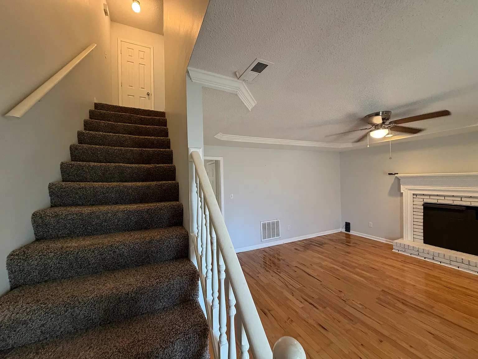 2 bed, 1.5 bath, 1514 sqft, $1,750 — Photo 4