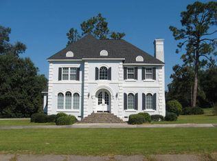 919 Fairway Ln, Barnwell, SC 29812