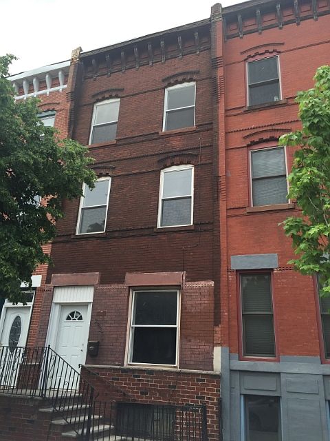 1st image of 2925 W Girard Ave