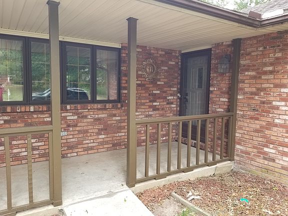 5th image of 804 Shawn Dr