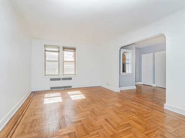 9437 Shore Road image 18 of 22