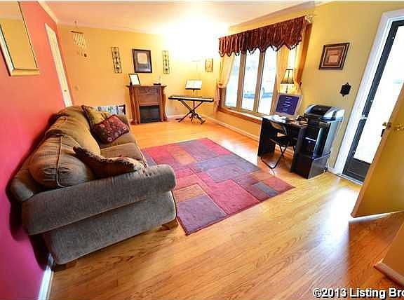 3rd image of 12006 Meadow Ln