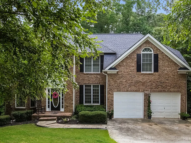 332 Woodbrook Crst — Photo 1