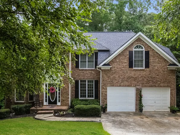 332 Woodbrook Crst, Canton, GA 30114