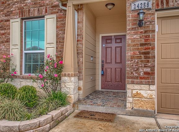 3rd image of 24258 Invitation Oak