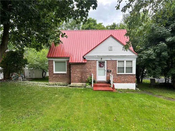 1380 Washington St, Watertown, NY 13601
