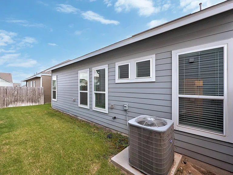 5312 Bruno St — Photo 27