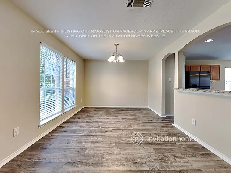 10408 Hideaway Trl — Photo 8