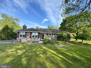 2072 Yarnall Rd, Pottstown, PA 19464