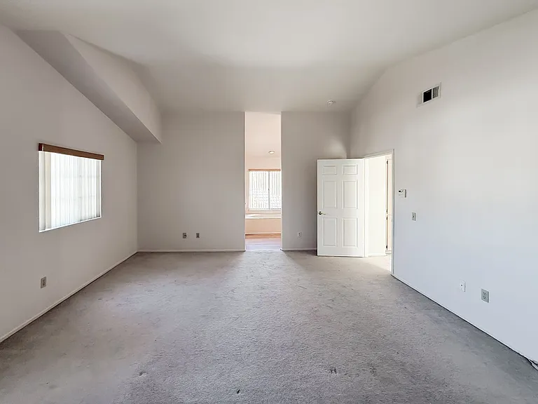40041 Zamura Ct — Photo 24