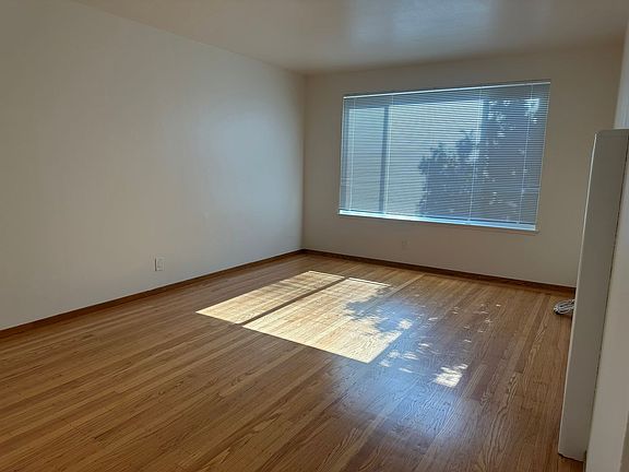4th image of 774 Monterey Blvd APT 3