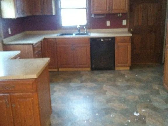 3rd image of 21048 800th Ave