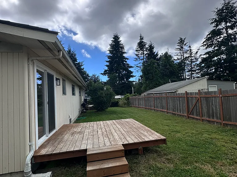 115 Barbara Ln — Photo 16