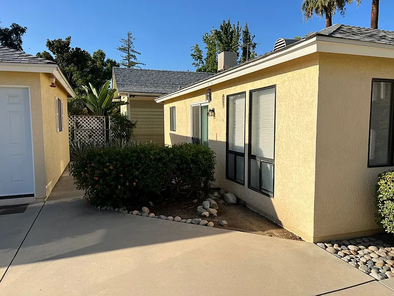 328 S Eureka St — Photo 3