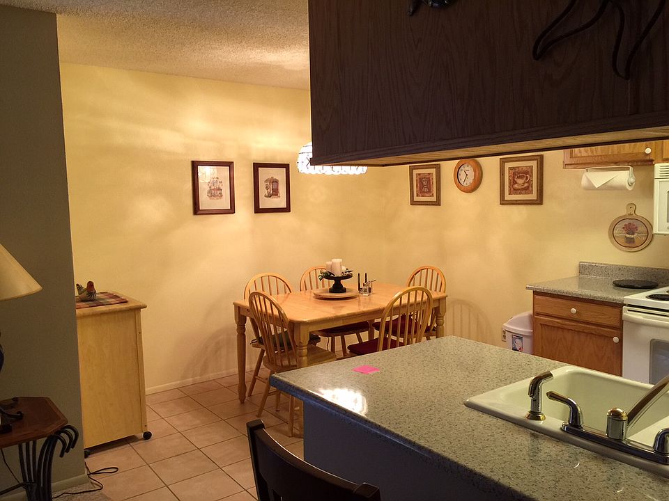 Dining area near kitchen
