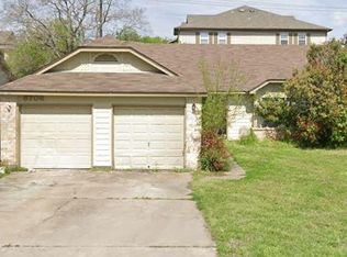 8706 Pineridge Dr #B, Austin, TX 78729