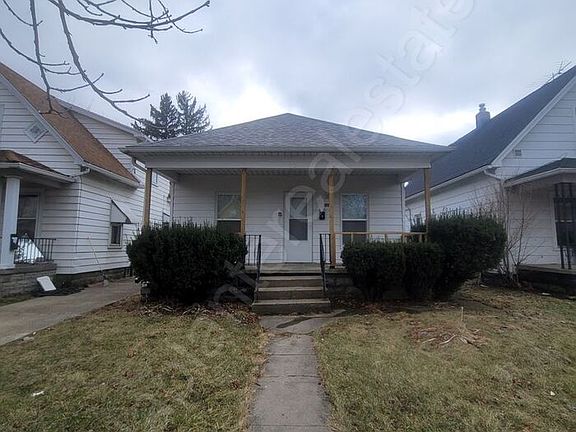 2nd image of 544 Bronson Ave