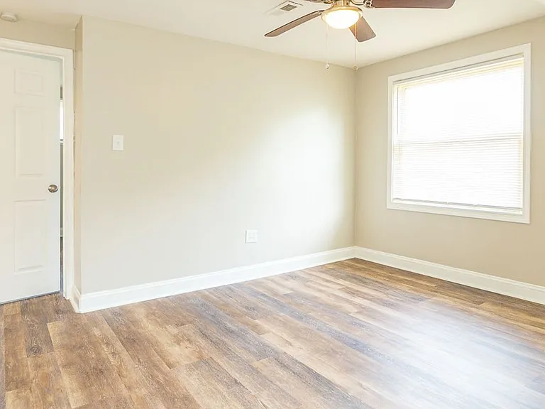 1340 Sheffield Rd — Photo 17