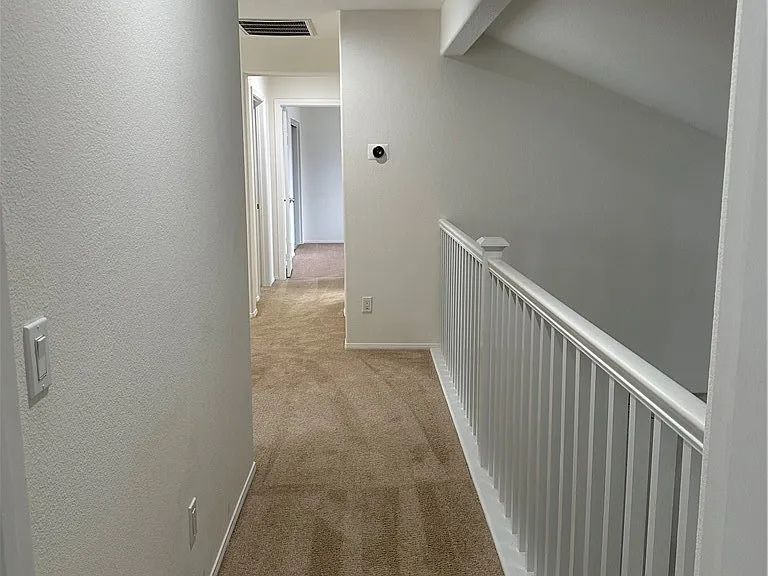 408 Middlebury Ct — Photo 23