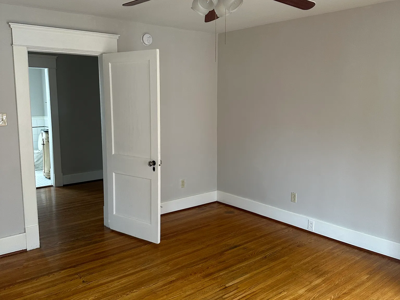 2 bed, 1200 sqft, $1,350 — Photo 3