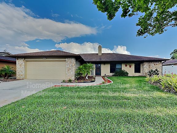 3rd image of 8163 Village Green Rd