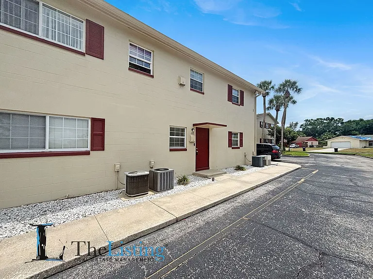 5505 Hernandes Dr #113 — Photo 22