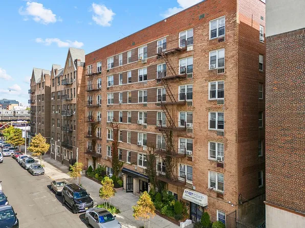 3111 Brighton 2 St #1A, Brooklyn, NY 11235